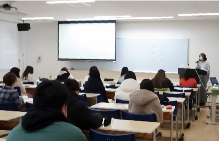卒業研究発表会の様子