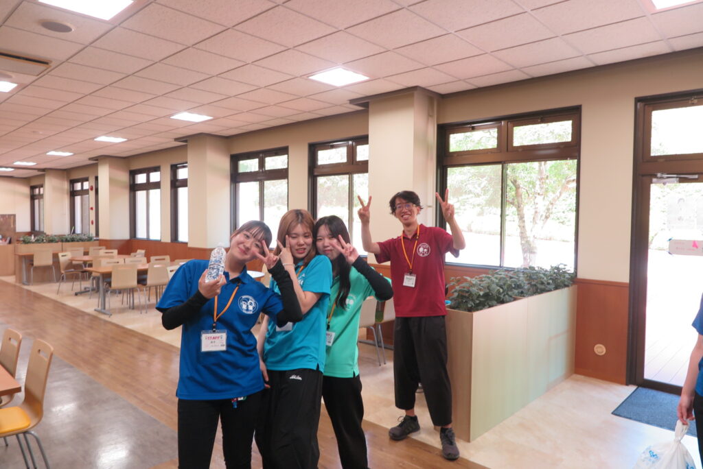 学生スタッフがお迎えします。